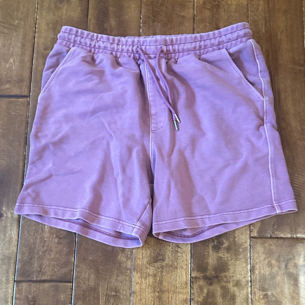 Original Use Men’s‎ Mauve-Colored Shorts Size M